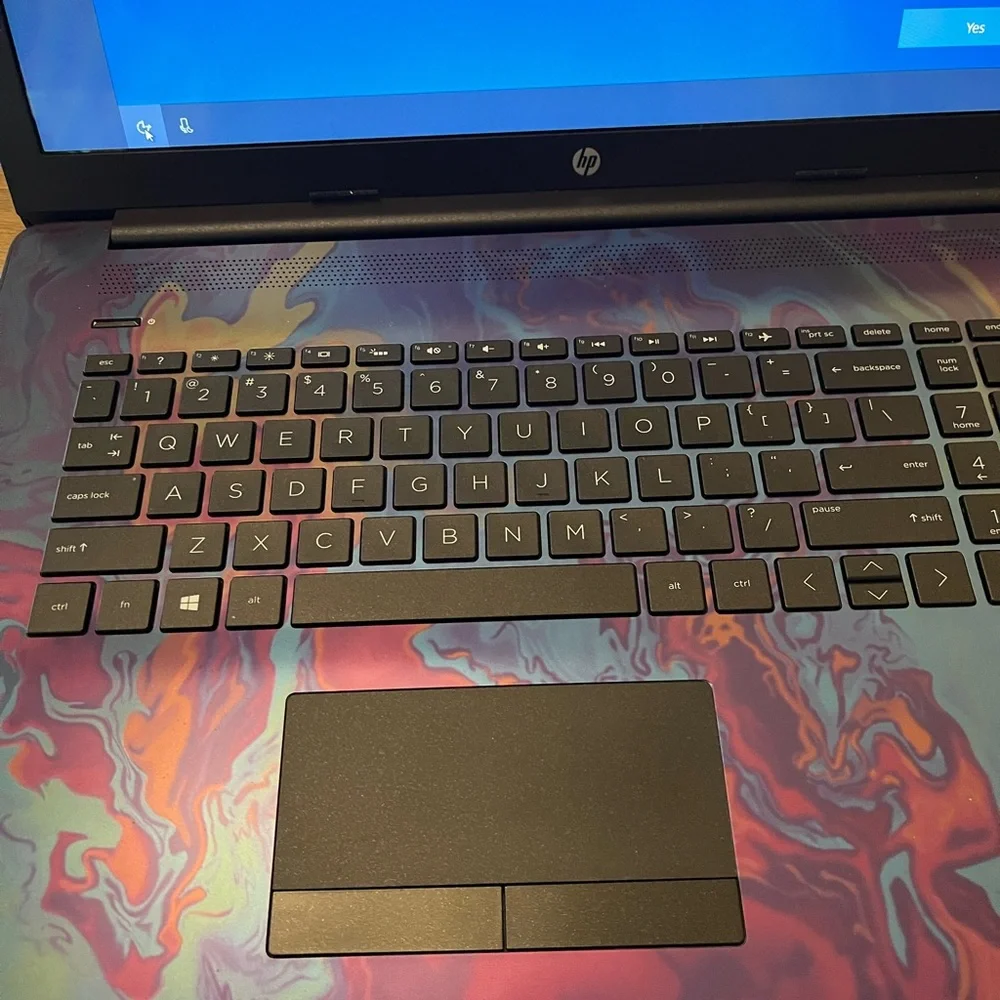 HP Blue and Red Swirl LaptopHP 17 inch